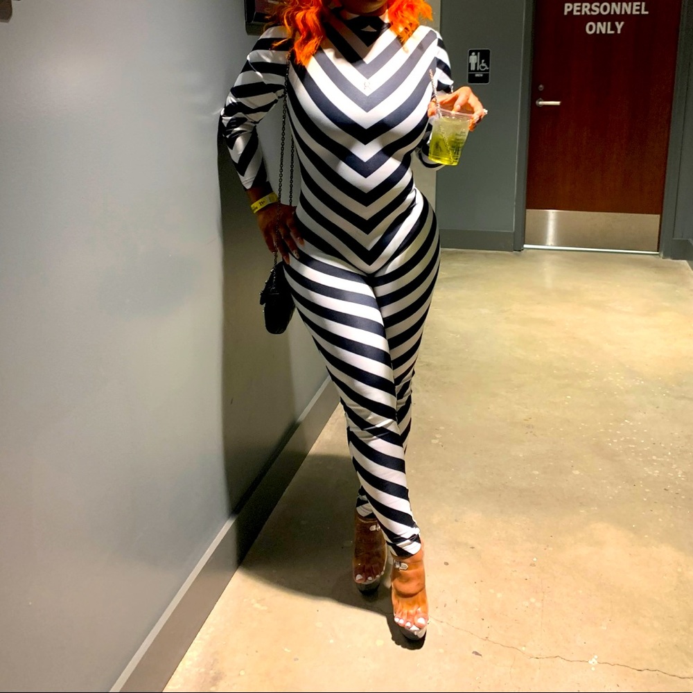 So Real Women Stylish Long Sleeves Stripe Bodycon Jumpsuit Size Small